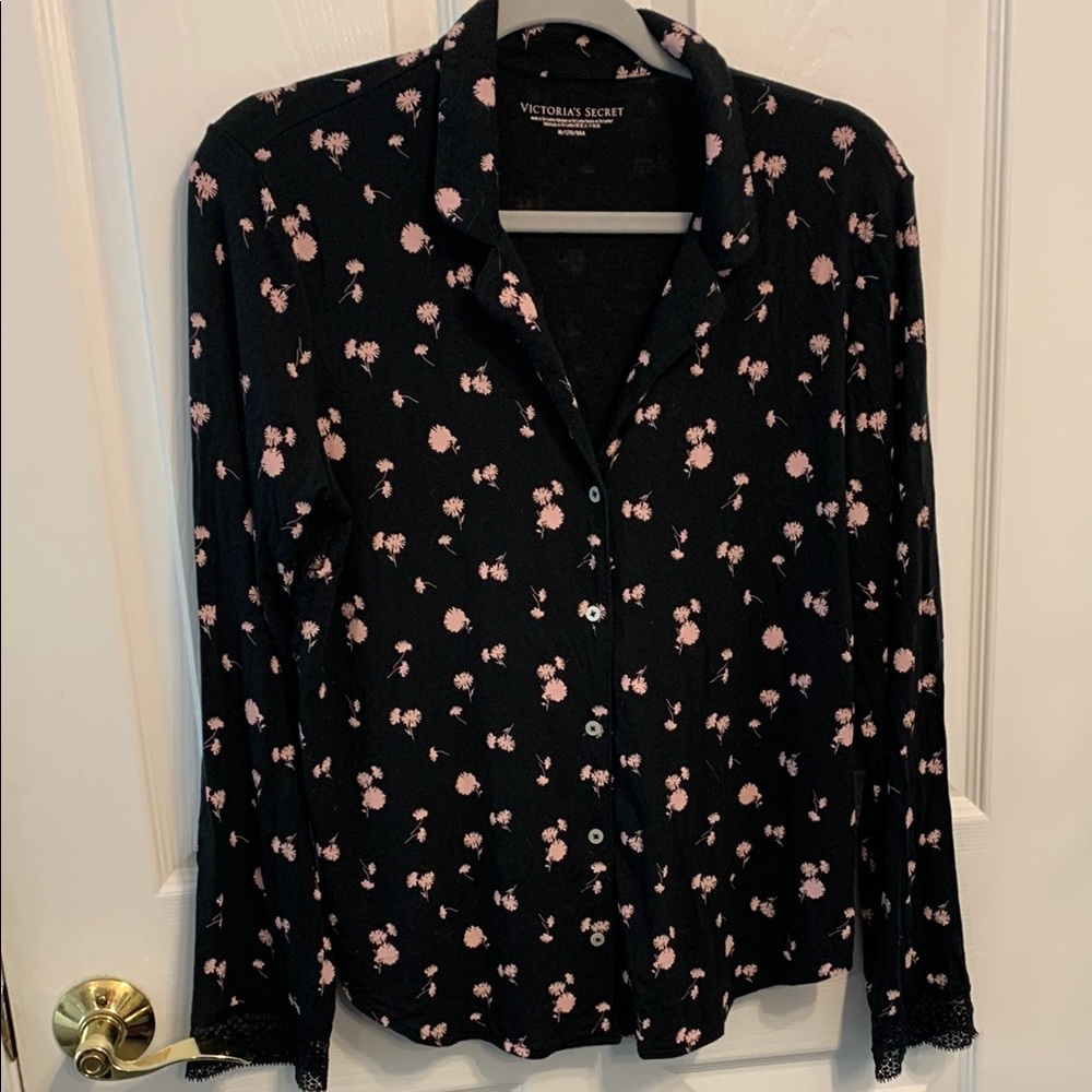 Victoria's Secret Black Pink Floral Women's PJ TOP ONLY size M Soft Lace Detail